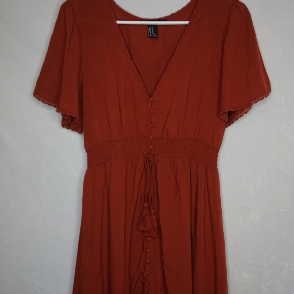 Brown dress